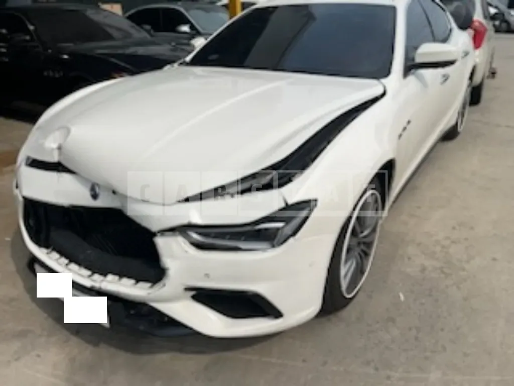 Photo 2 of 13: 2017 Maserati Gibli Diesel — Korean insurance auction
