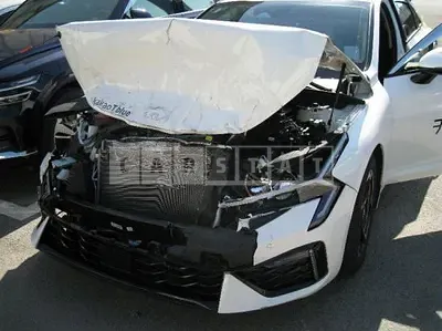 Photo 1 of 11: 2025 Kia K5 — Korean insurance auction