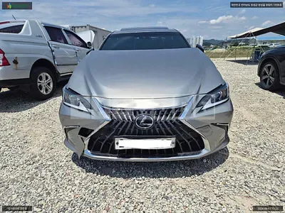 2023 Lexus Lexus ES300h