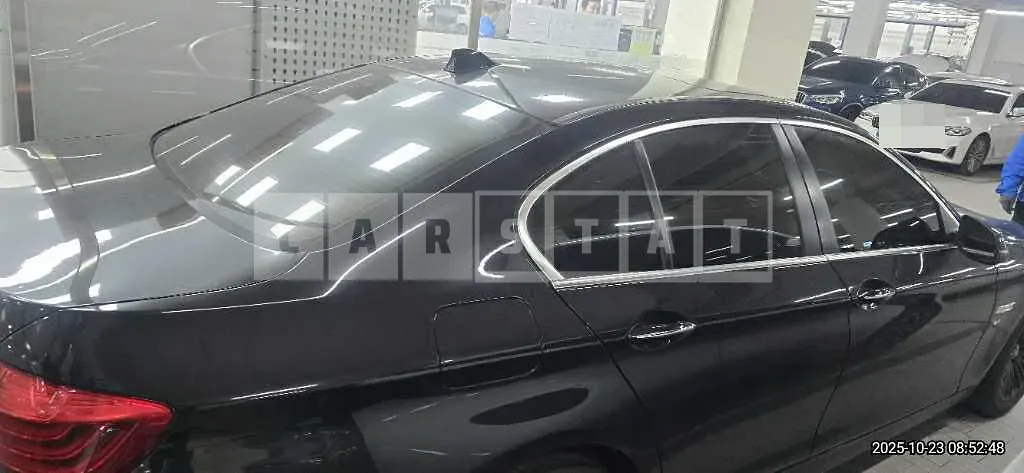 Photo 2 of 15: 2015 BMW 520d — Korean insurance auction