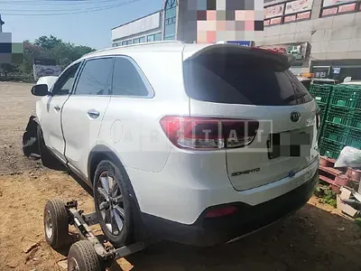 Photo 1 of 9: 2016 Kia Sorento — Korean insurance auction