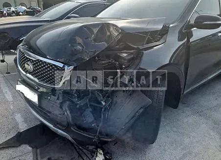Photo 2 of 8: 2015 Kia Sorento, VIN KNAPH81ABFA121031 — Korean insurance auction