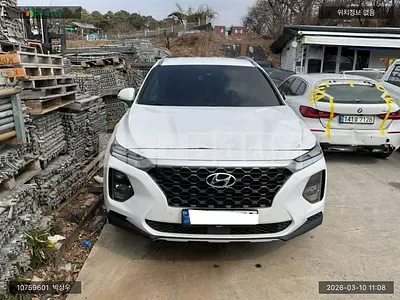 Photo 1 of 28: 2019 Hyundai Santa Fe, VIN KMHS281ABLU211428 — Korean insurance auction