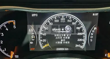 Photo 2 of 14: 2015 Jeep Straw Grand Cherokee, VIN 1C4RJFCMXFC928105 — Korean insurance auction