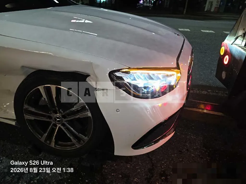 Photo 2 of 10: 2023 Mercedes-Benz E250 — Korean insurance auction