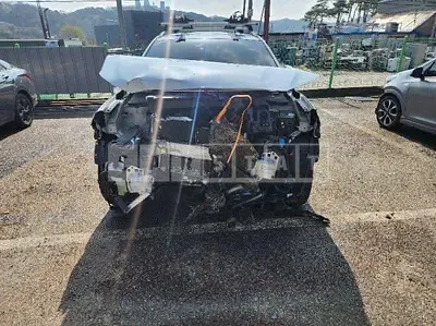 Photo 1 of 28: 2020 Hyundai Kona Electric — Korean insurance auction
