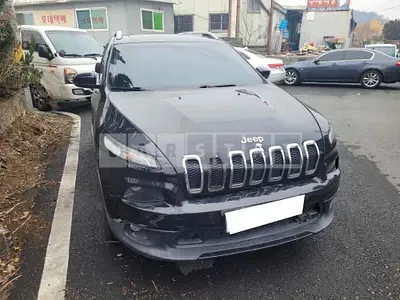 Photo 1 of 17: 2015 Jeep Straw Cherokee, VIN 1C4PJMCY1FW619877 — Korean insurance auction