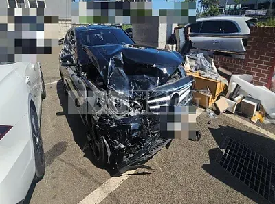 Photo 1 of 13: 2015 Mercedes-Benz E400 4Matic — Korean insurance auction