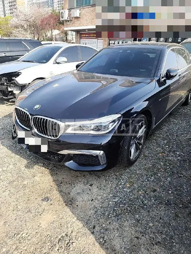 Photo 2 of 16: 2018 BMW 740Li xDrive — Korean insurance auction