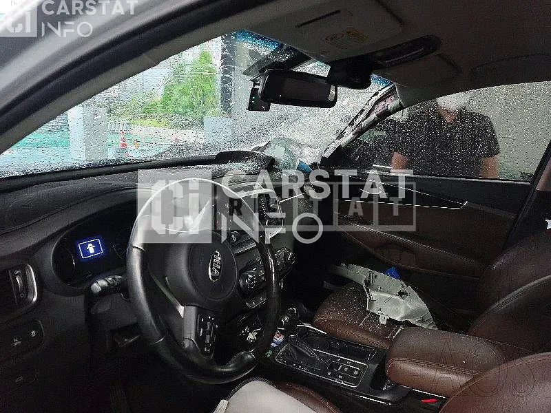 Photo 2 of 18: 2015 Kia Sorento 2.0 — Korean insurance auction