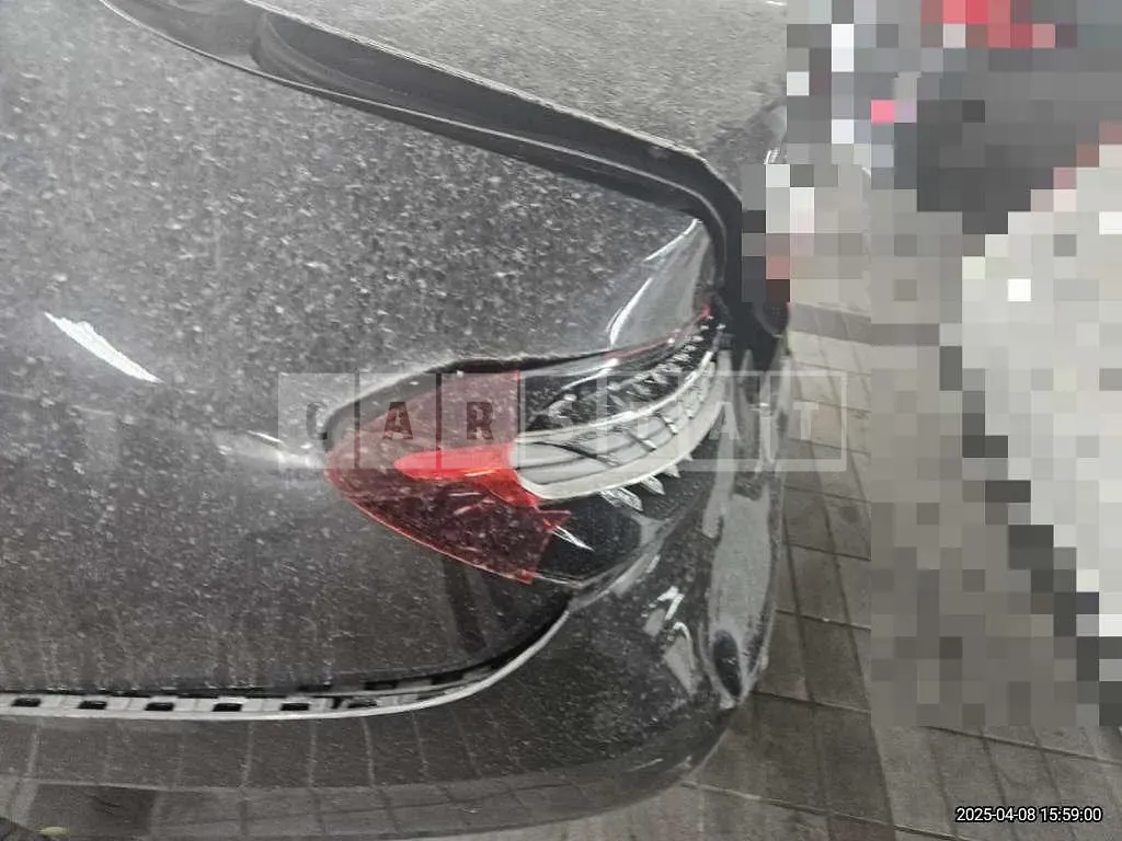 Photo 2 of 17: 2022 Mercedes-Benz E250 — Korean insurance auction