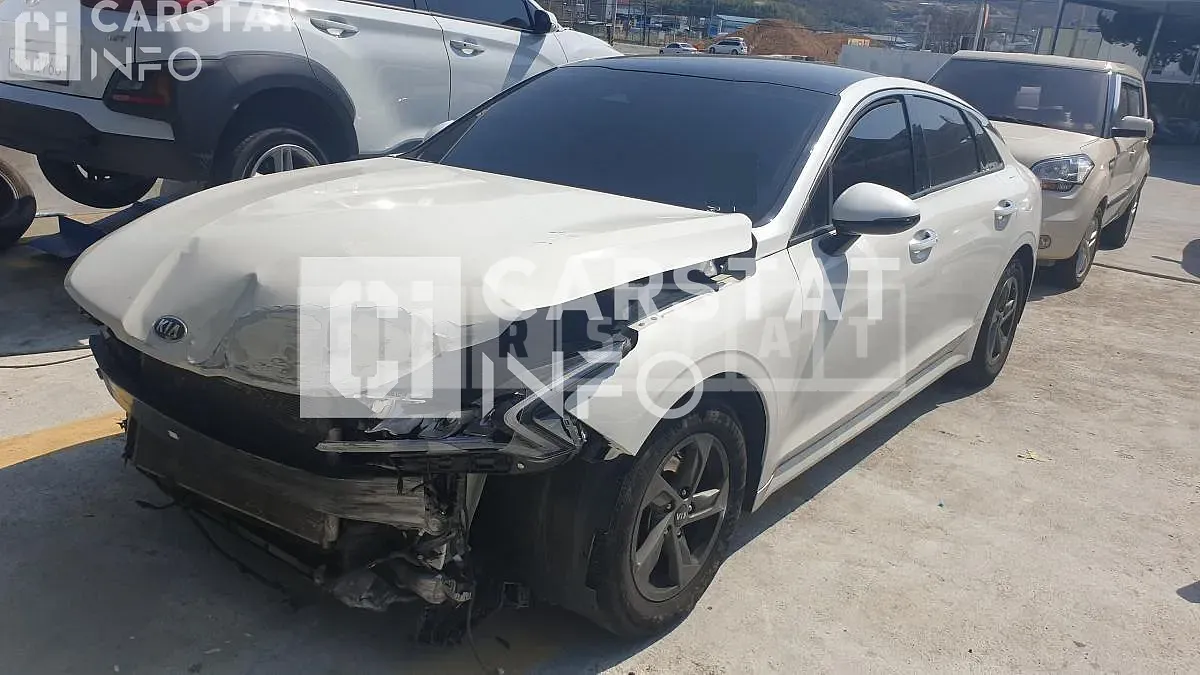 Photo 2 of 3: 2020 Kia K5, VIN KNAG541BBLA008256 — Korean insurance auction