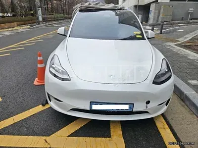 Photo 1 of 14: 2021 Tesla Model Y LongRange, VIN 5YJYGDEE7MF169160 — Korean insurance auction