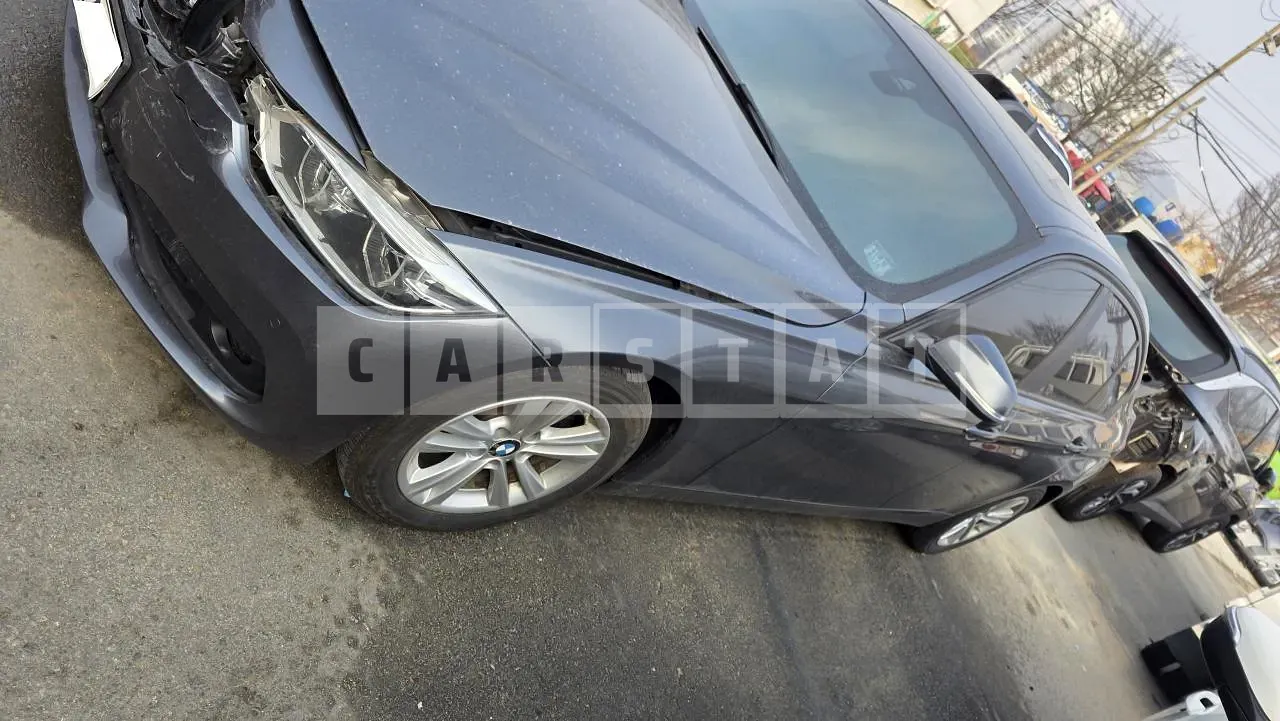 Photo 2 of 19: 2017 BMW 320d Ed, VIN WBA8D1101HK776727 — Korean insurance auction