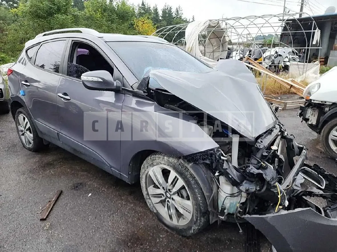 Photo 2 of 10: 2014 Hyundai Tucson, VIN KMHJT81VBFU035977 — Korean insurance auction