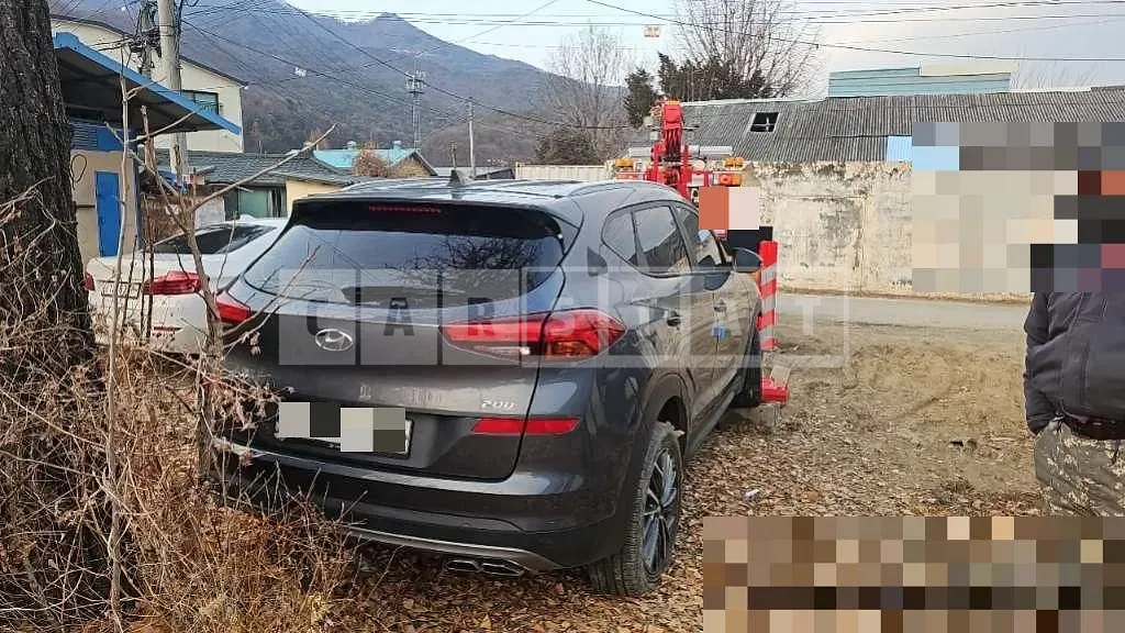 Photo 2 of 10: 2019 Hyundai Tucson TL — Korean insurance auction