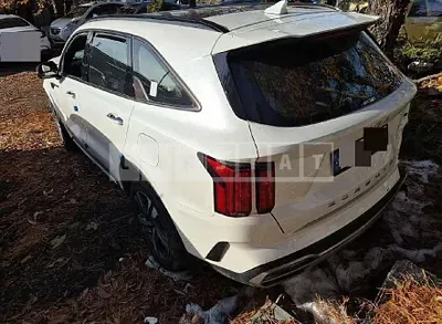 Photo 1 of 13: 2022 Kia Sorento Hybrid — Korean insurance auction