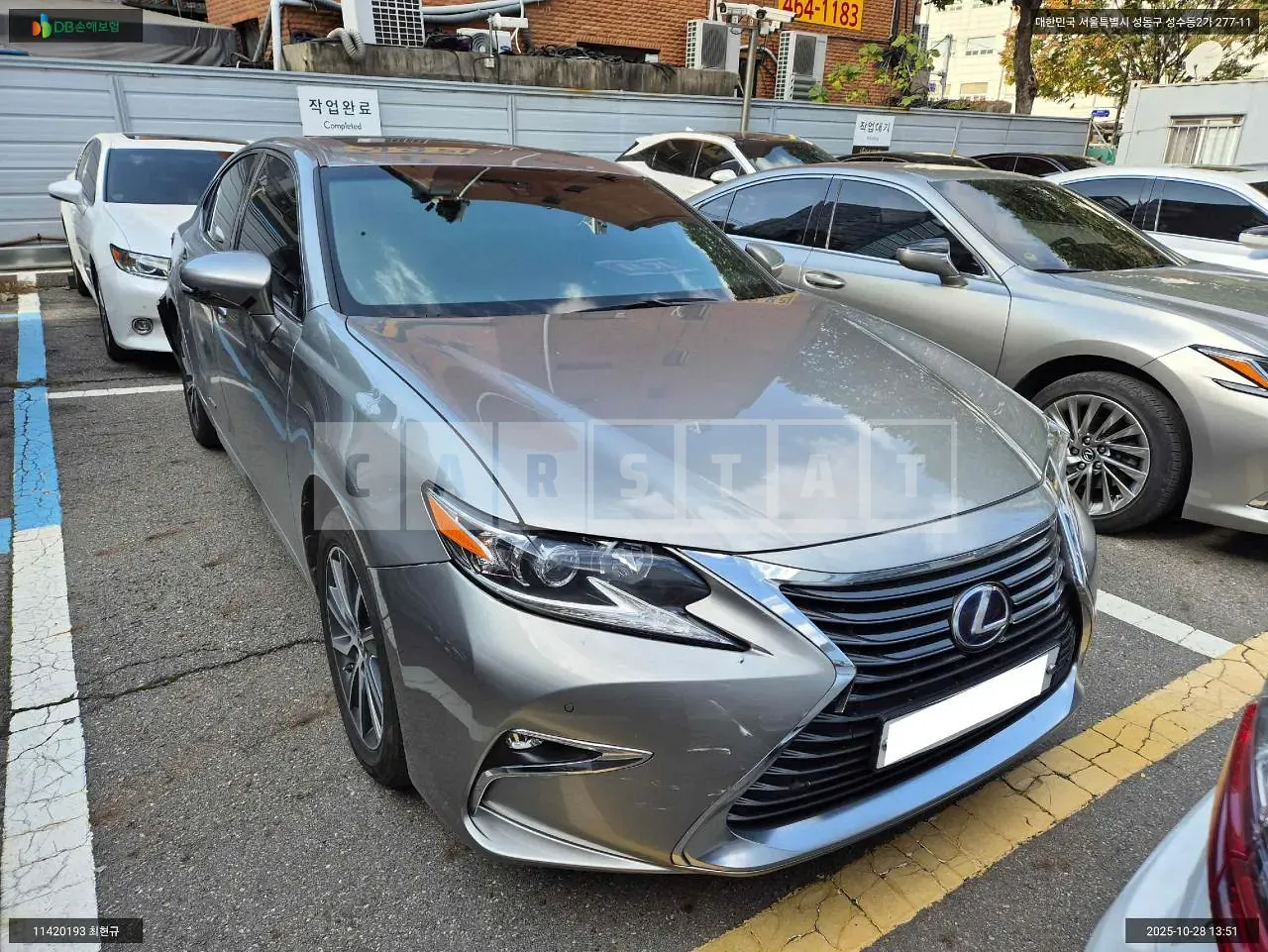 Photo 2 of 10: 2017 Lexus ES300h, VIN JTHBW1GG5H2165380 — Korean insurance auction