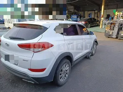 Photo 1 of 9: 2016 Hyundai Tucson TL 2.0 — Korean insurance auction