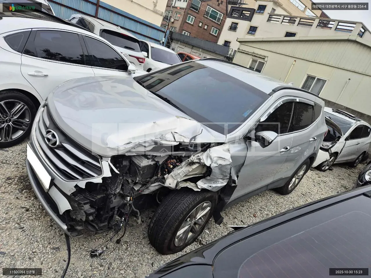 Photo 2 of 10: 2015 Hyundai Santa Fe, VIN KMHSW81UBGU594461 — Korean insurance auction