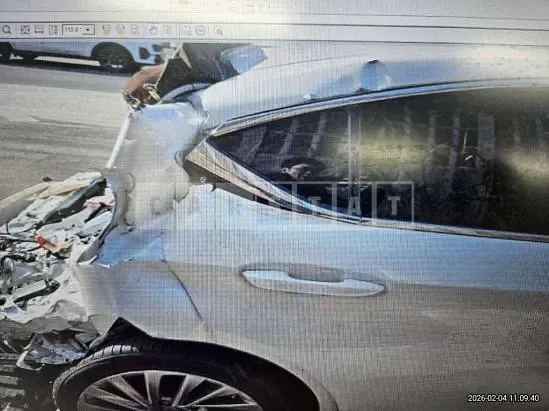 Photo 2 of 14: 2019 Lexus ES300h, VIN JTHB21B1XK2045483 — Korean insurance auction