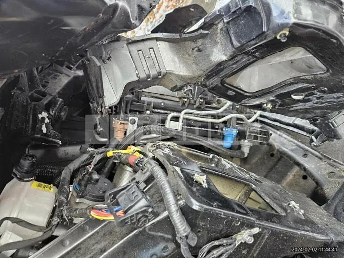 Photo 2 of 16: 2022 Kia EV6 Long Range — Korean insurance auction