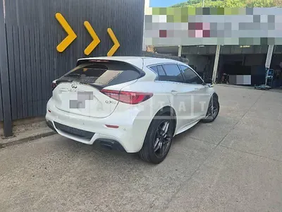Photo 1 of 26: 2017 Infiniti Q30 — Korean insurance auction