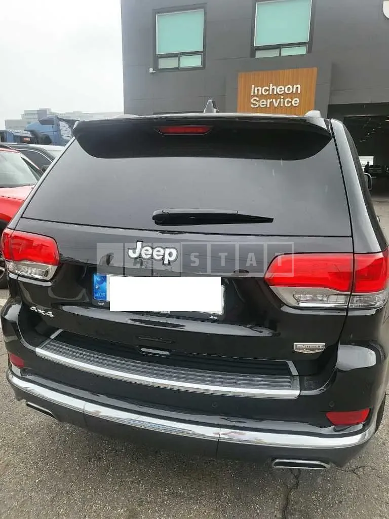 Photo 2 of 25: 2016 Jeep Straw Grand Cherokee, VIN 1C4RJFJM0GC406622 — Korean insurance auction