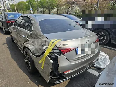 Photo 1 of 20: 2023 Mercedes-Benz C300 4Matic — Korean insurance auction