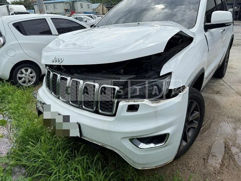 Photo 2 of 13: 2018 Jeep Zipgrand Cherokee — Korean insurance auction