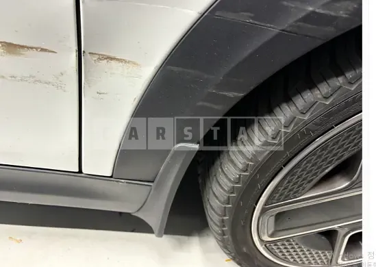 Photo 2 of 30: 2024 MINI Cooper Se — Korean insurance auction
