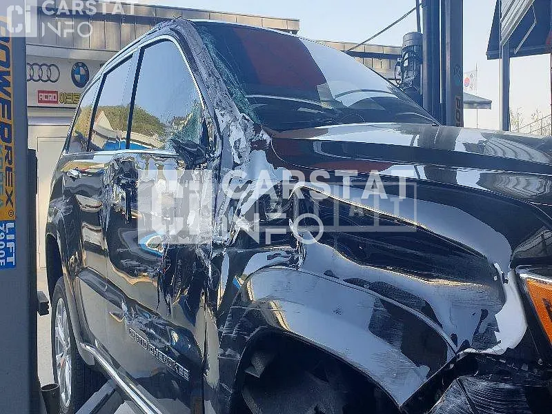 Photo 2 of 43: 2021 Jeep Grand Cherokee, VIN 1C4RJFJG8MC732299 — Korean insurance auction