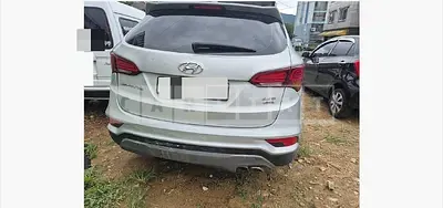 Photo 1 of 45: 2017 Hyundai Santa Fe DM 2.2 (4WD) — Korean insurance auction