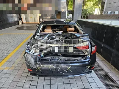 Photo 1 of 6: 2017 Lexus ES300h — Korean insurance auction