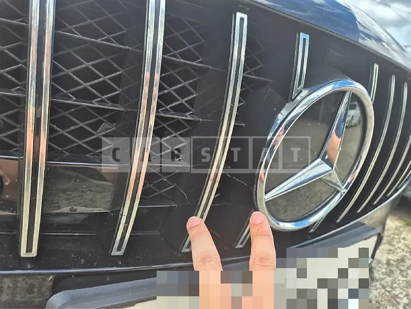 Photo 2 of 5: 2020 Mercedes-Benz CLS300 d — Korean insurance auction