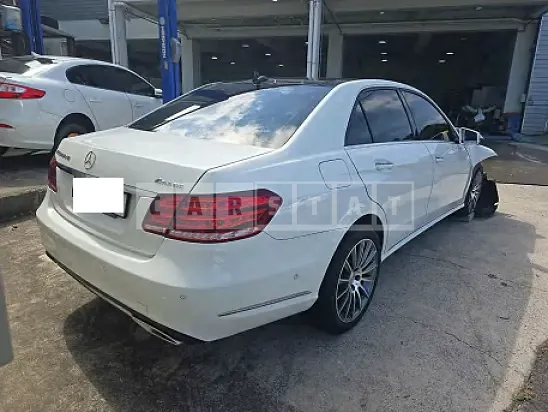Photo 2 of 17: 2016 Mercedes-Benz E400 4Matic — Korean insurance auction