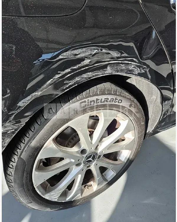 Photo 2 of 25: 2020 Mercedes-Benz E 300 4Matic — Korean insurance auction