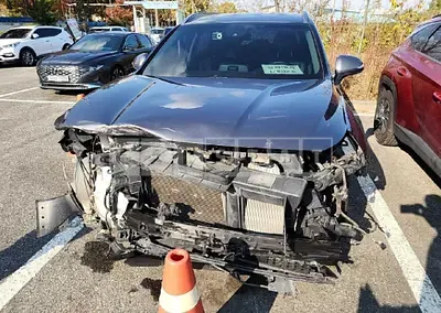 Photo 1 of 11: 2020 Hyundai Santa Fe, VIN KMHS281BBLU199802 — Korean insurance auction