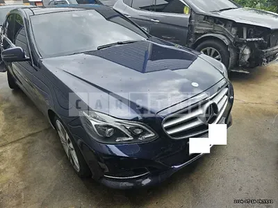 Photo 1 of 27: 2016 Mercedes-Benz E 300 — Korean insurance auction