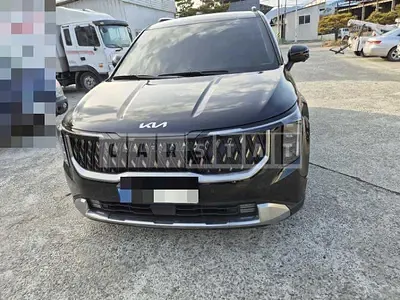 Photo 1 of 17: 2024 Kia Carnivals — Korean insurance auction