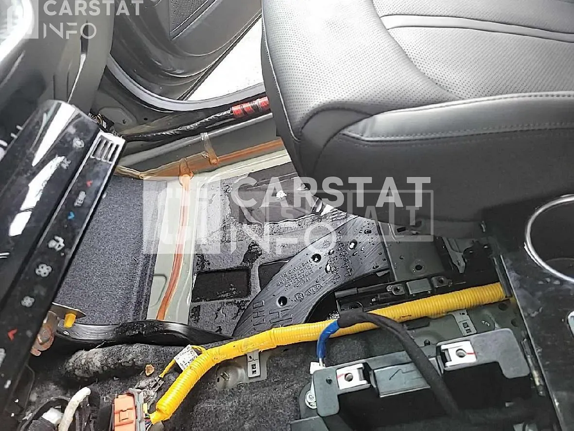 Photo 2 of 13: 2020 Kia K5, VIN KNAG341ABLA048265 — Korean insurance auction