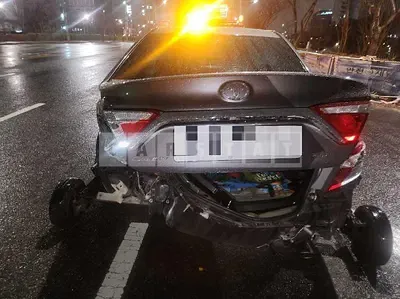 Photo 1 of 8: 2016 Toyota Camry — Korean insurance auction