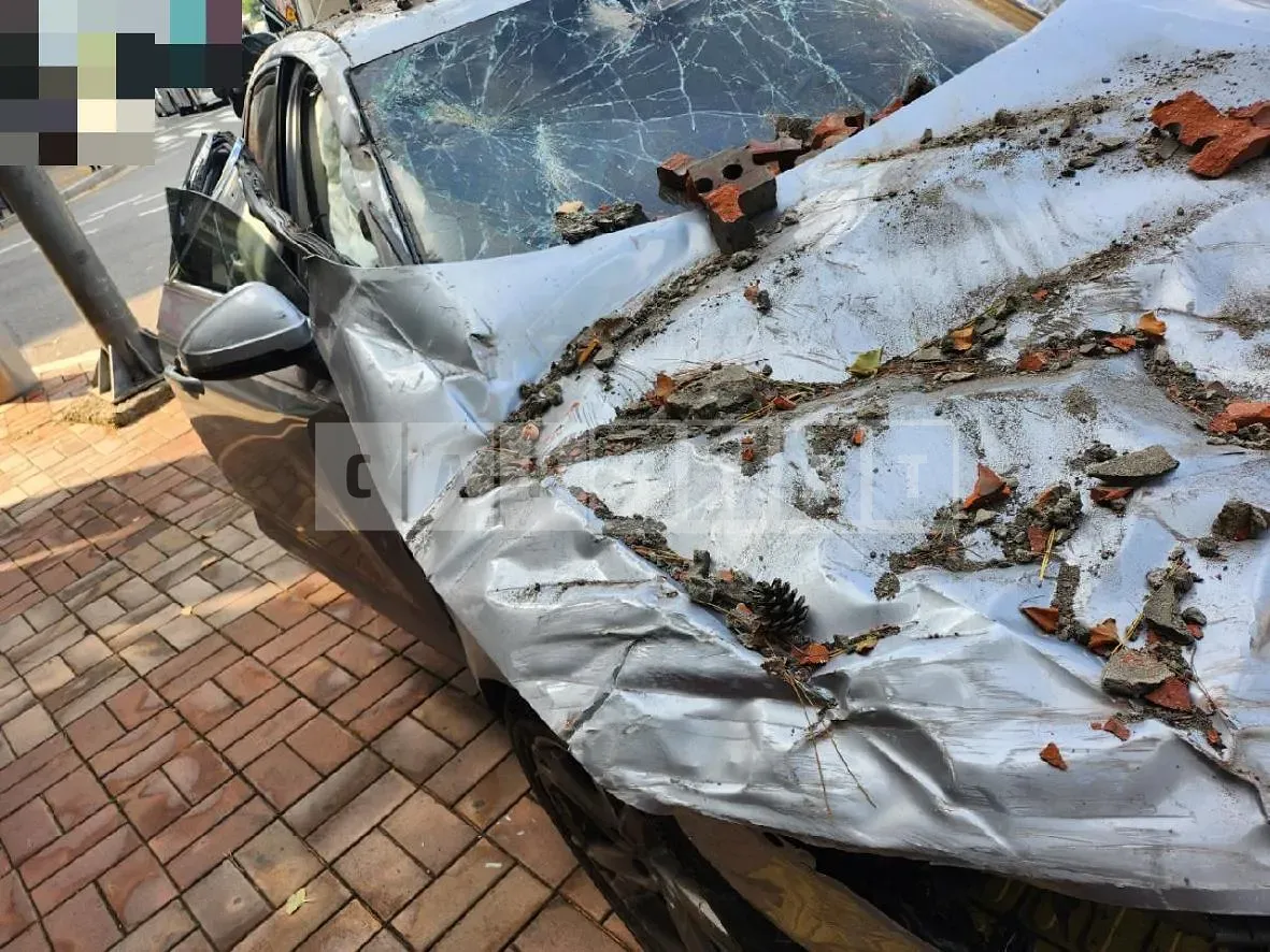 Photo 2 of 8: 2018 Audi A4 35 TDI — Korean insurance auction