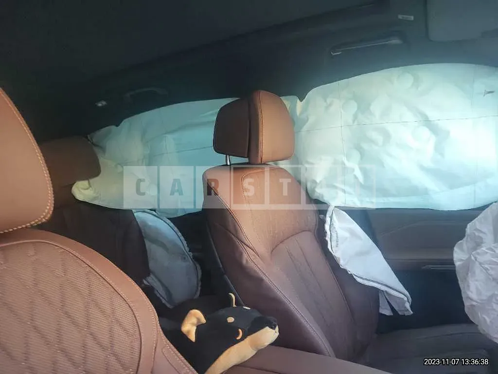 Photo 2 of 17: 2023 BMW X5 xDrive 30d, VIN WBAJU8107P9P11588 — Korean insurance auction