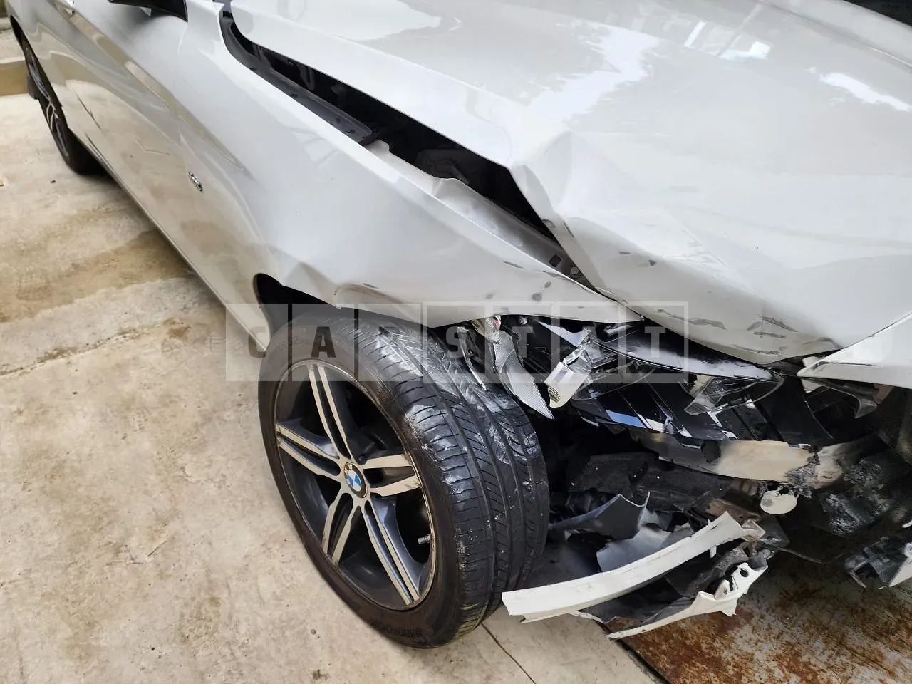 Photo 2 of 37: 2017 BMW 118d, VIN WBA1S5104H5D29759 — Korean insurance auction