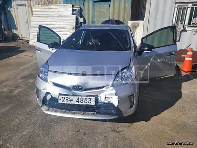 Photo 1 of 25: 2015 Toyota Prius, VIN JTDKN3DU8F1912046 — Korean insurance auction