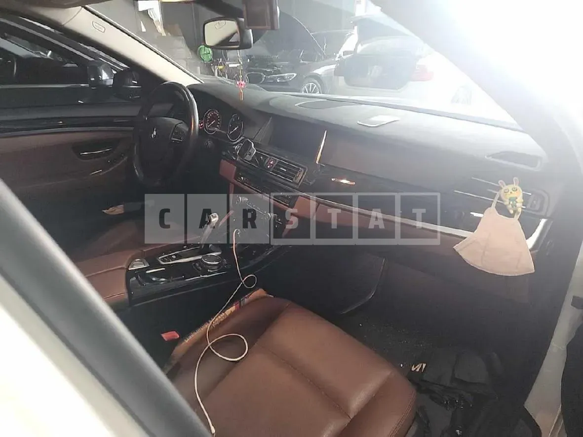 Photo 2 of 23: 2015 BMW 520d — Korean insurance auction