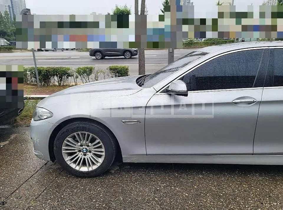 Photo 2 of 10: 2015 BMW 520d xDrive, VIN WBA5E7101FGK09372 — Korean insurance auction