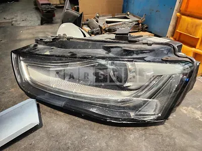 Photo 1 of 3: 2015 Audi (parts) A4 30 TDI Light Cover — Korean insurance auction