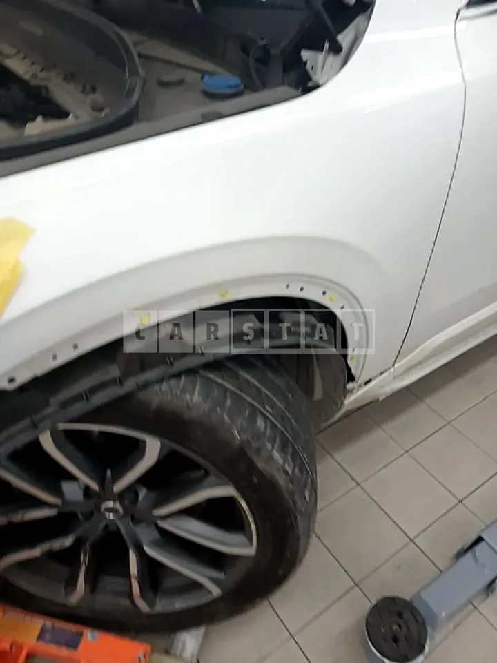 Photo 2 of 24: 2019 Volvo XC90 D5 AWD, VIN YV1LF68TCK1433398 — Korean insurance auction